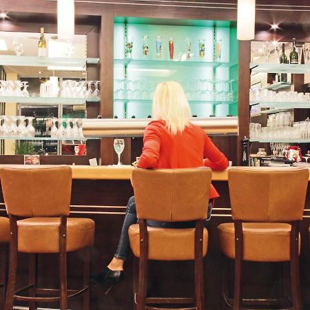 Hotel Lindenkrug Gütersloh Zewnętrze zdjęcie