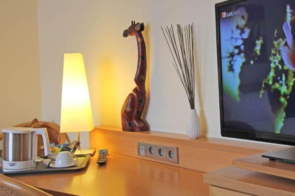 Hotel Lindenkrug Gütersloh Zewnętrze zdjęcie