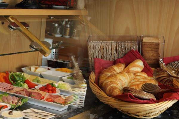 Hotel Lindenkrug Gütersloh Zewnętrze zdjęcie