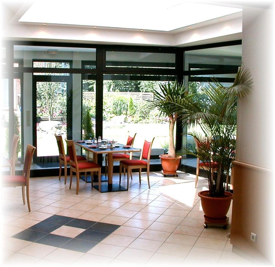 Hotel Lindenkrug Gütersloh Zewnętrze zdjęcie