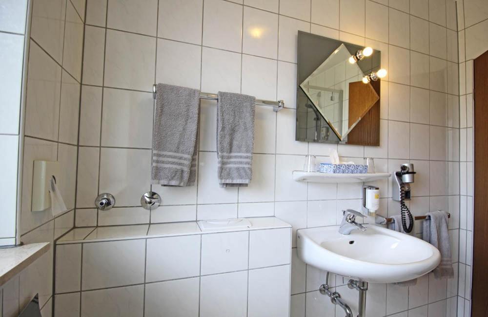 Hotel Lindenkrug Gütersloh Zewnętrze zdjęcie